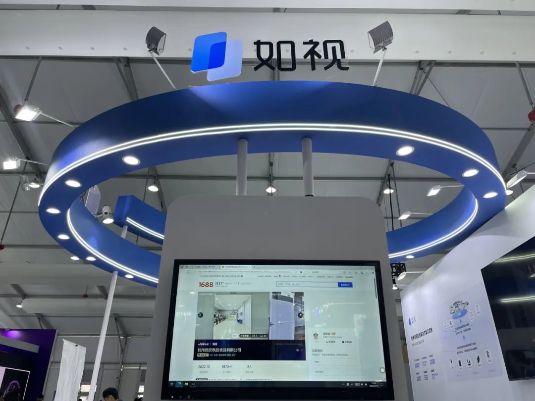 https://vr-public.realsee-cdn.cn/release/pagepress/gWJlJjWd/uploads/3d8d4ca0-7cec-4d55-8305-08d601f45d86.jpg